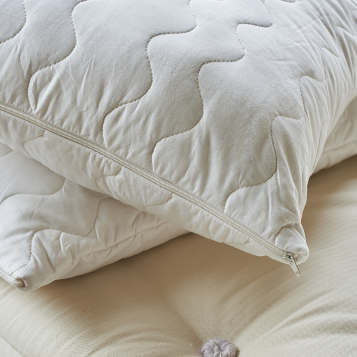 Organic Wool Pillow Pair - Abaca Mattresses